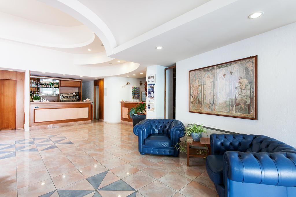 Hotel Los Angeles Assisi Dış mekan fotoğraf